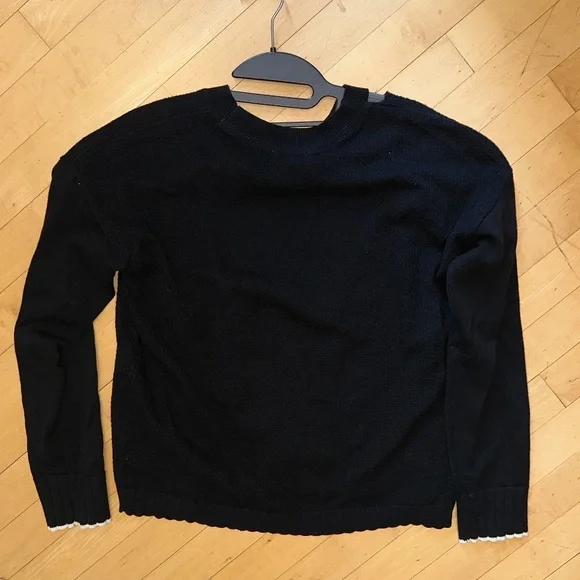 Lisa Todd Lover embroidered heart sweater, Med, CB2347 - Picture 5 of 5